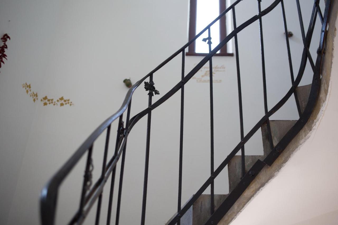 Kuria Apartman Budapest With Free Parking Buitenkant foto