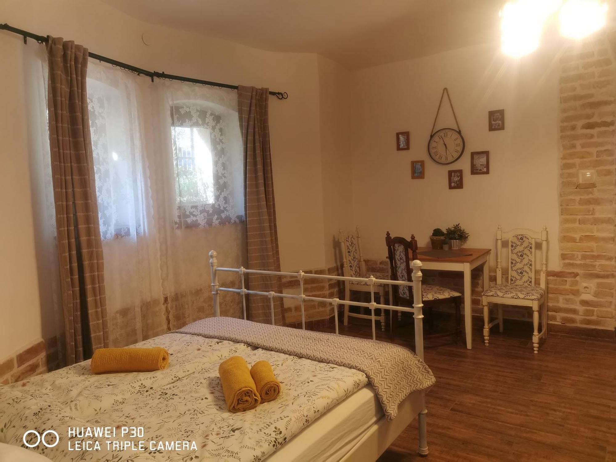 Kuria Apartman Budapest With Free Parking Buitenkant foto