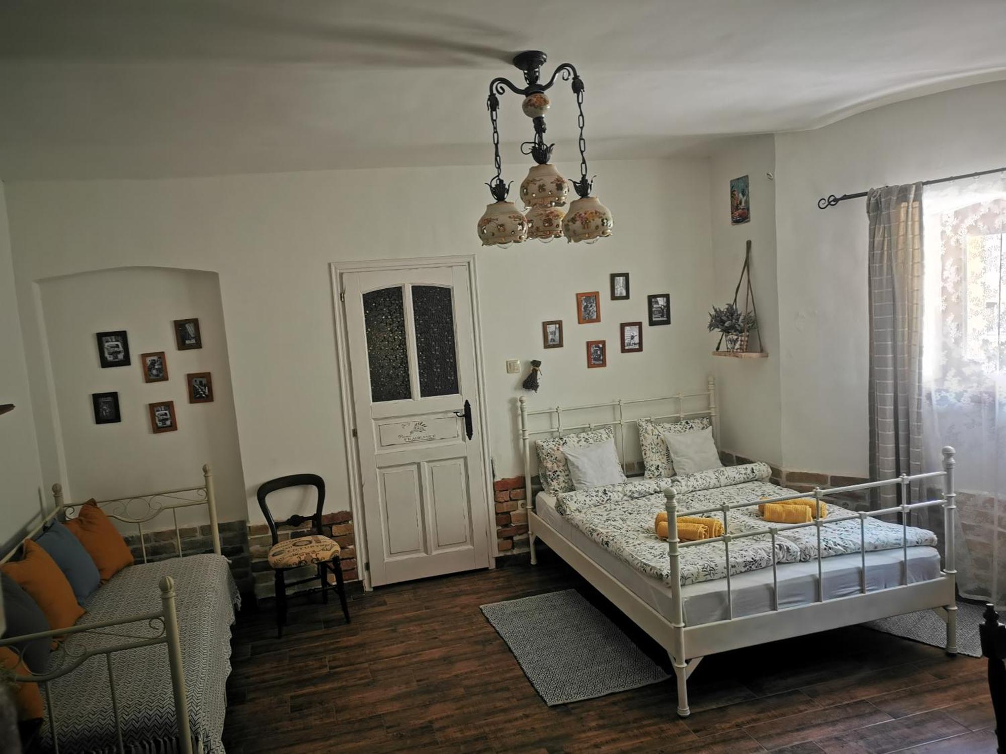 Kuria Apartman Budapest With Free Parking Buitenkant foto